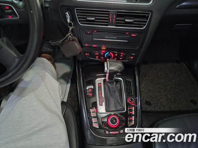 Audi Q5 2.0 TDI Quattro 8R 2011 — фото 18