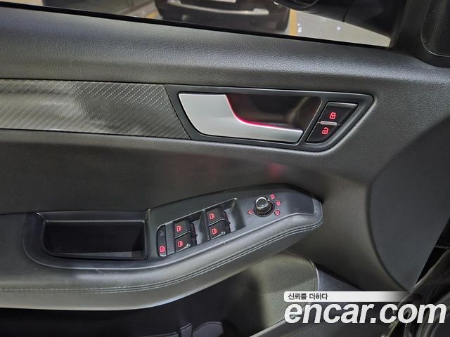 Audi Q5 2.0 TDI Quattro 8R 2011 — фото 19