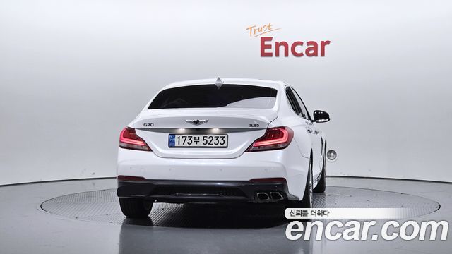 Genesis G70 2.2D Elite 2019 — фото 4