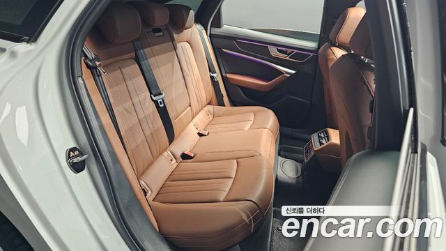 Audi A6 (C8) 45 TFSI Quattro Premium 2023 — фото 11