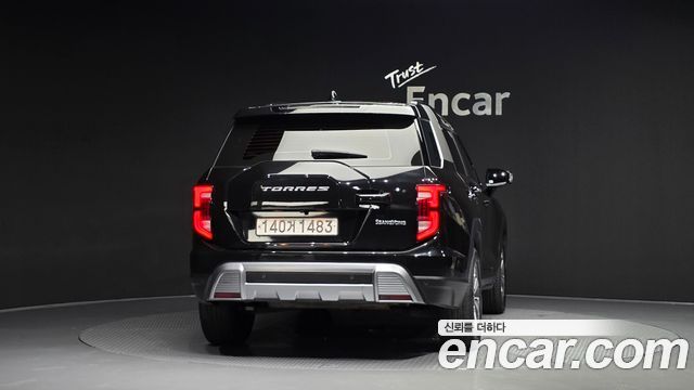 KG Mobility (SsangYong) Torres Gasoline 1.5 4WD T5 2023 — фото 4