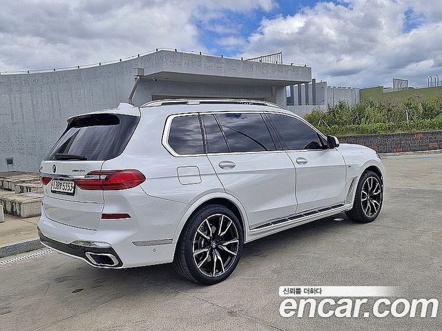 BMW X7 (G07) xDrive 40i M Sport 6STR 2021 — фото 4