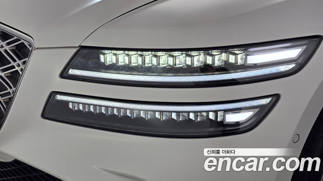 Genesis G80 (RG3) Gasoline 2.5 Turbo AWD 2025 — фото 28