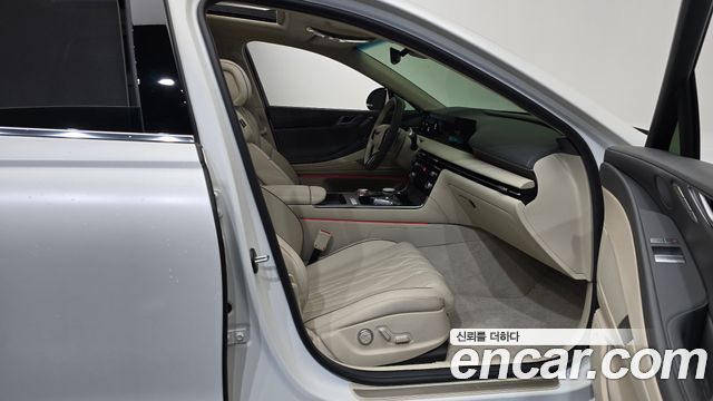 Genesis G80 (RG3) Gasoline 2.5 Turbo AWD 2025 — фото 32