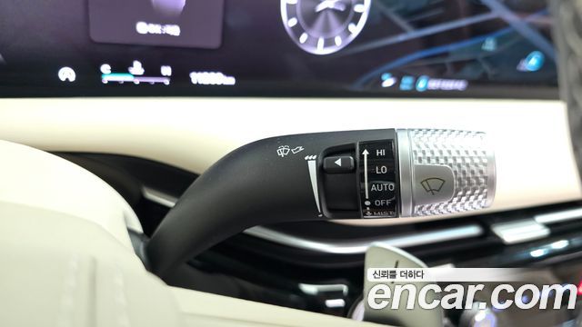 Genesis G80 (RG3) Gasoline 2.5 Turbo AWD 2025 — фото 36