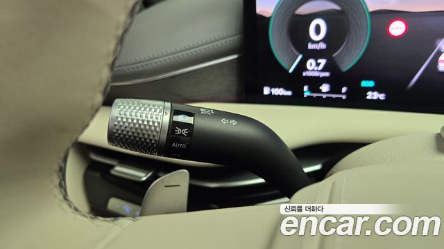 Genesis G80 (RG3) Gasoline 2.5 Turbo AWD 2025 — фото 40