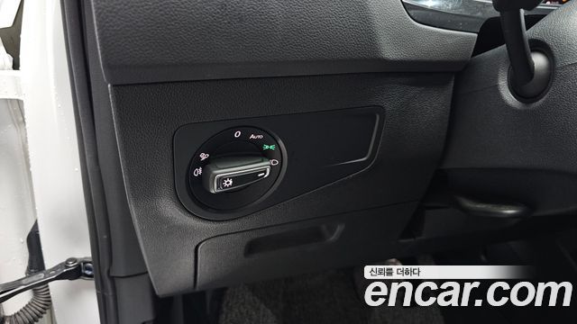 Volkswagen Tiguan (II) 2.0 TDI Premium 2021 — фото 33