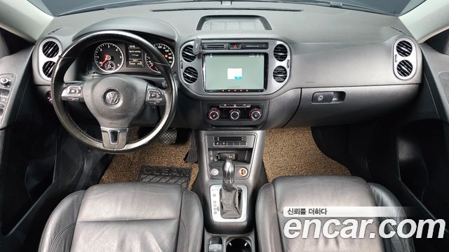 Volkswagen Tiguan 2.0 TDI Comfort 5N 2014 — фото 7