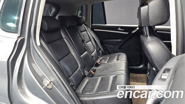 Volkswagen Tiguan 2.0 TDI Comfort 5N 2014 — фото 12