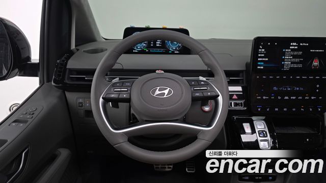 Hyundai Staria HEV 1.6 Lounge 7-Seater Inspiration 2025 — фото 18