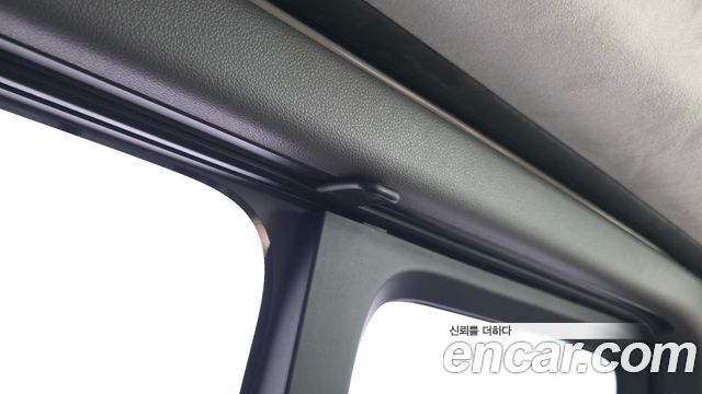 Hyundai Staria HEV 1.6 Lounge 7-Seater Inspiration 2025 — фото 36