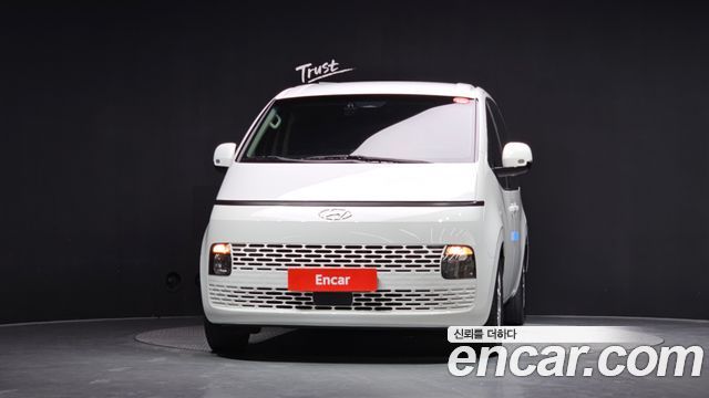 Hyundai Staria Tourer 11-Seater Modern 2022 — фото 3