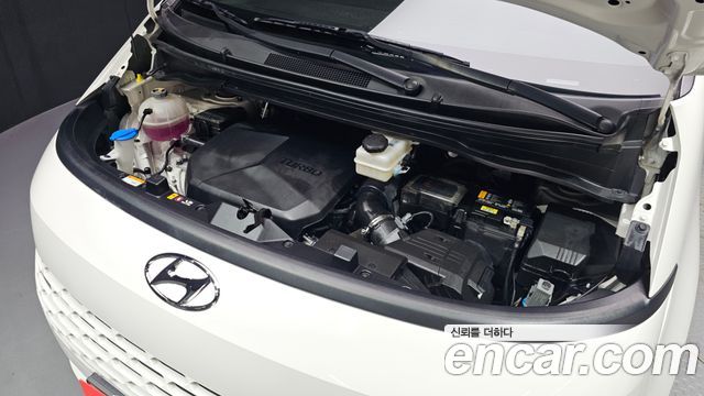 Hyundai Staria Tourer 11-Seater Modern 2022 — фото 6