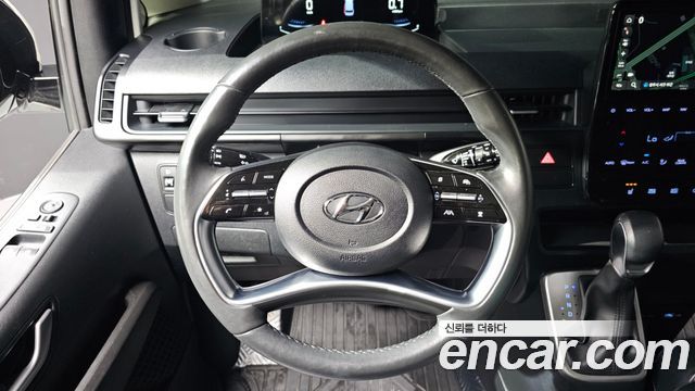 Hyundai Staria Tourer 11-Seater Modern 2022 — фото 13