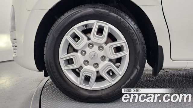 Hyundai Staria Cargo 3-Seater Modern 2022 — фото 5
