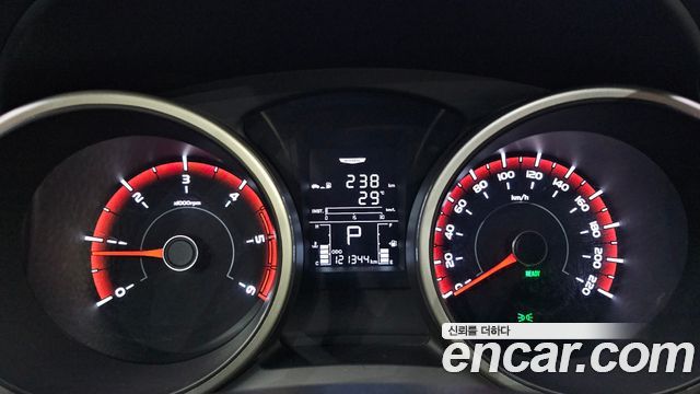 KG Mobility (SsangYong) Tivoli Air Diesel IX 2WD 2016 — фото 8