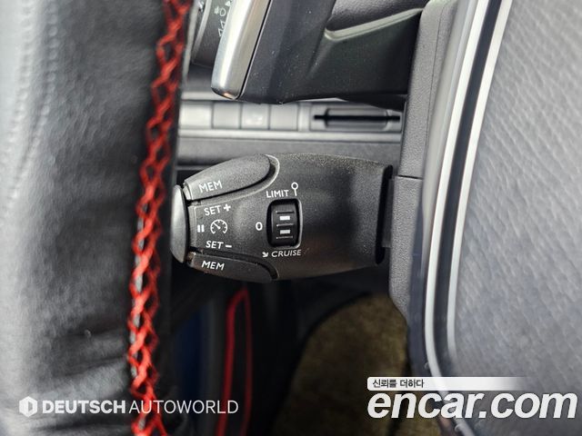 Peugeot 5008 (II) 1.6 BlueHDi Allure 2018 — фото 20
