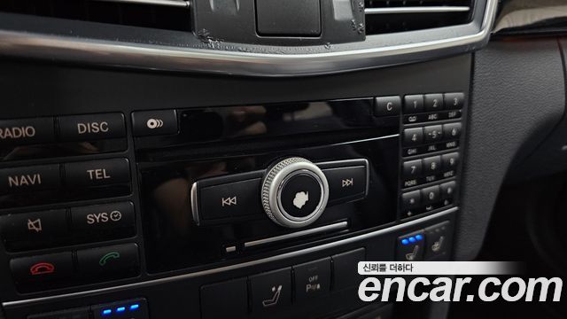 Mercedes-Benz E-Class (W212) E350 2011 — фото 17