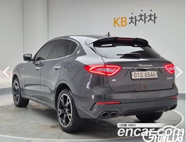 Maserati Levante 3.0 AWD Sport 2017 — фото 2