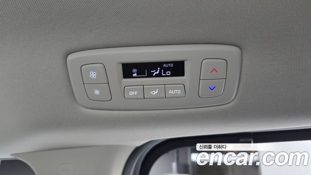 Kia Carnival (IV) Gasoline 9-Seater Gravity 2025 — фото 32