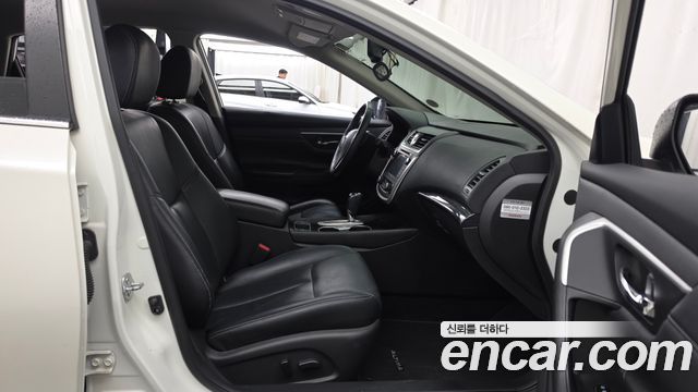 Nissan Altima 2.5 Smart L33 2017 — фото 11