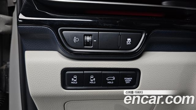 Kia Carnival (IV) HEV 9seater Gravity 2025 — фото 20