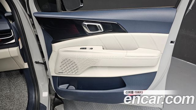 Kia Carnival (IV) HEV 9seater Gravity 2025 — фото 25