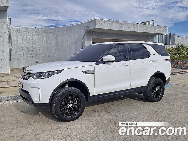 Land Rover Discovery 5 2.0 SD4 SE 2019 — фото 2