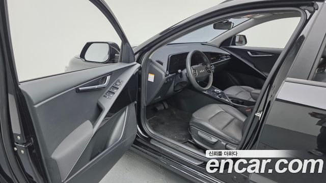 Kia Niro EV Air 2023 — фото 10