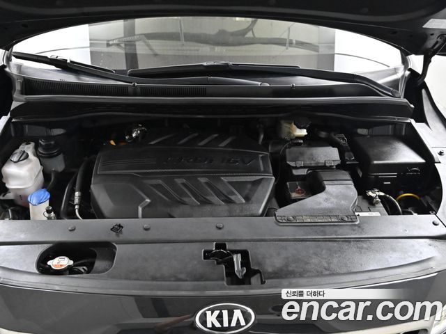 Kia Carnival 9-Seater Noblesse Special 2020 — фото 6