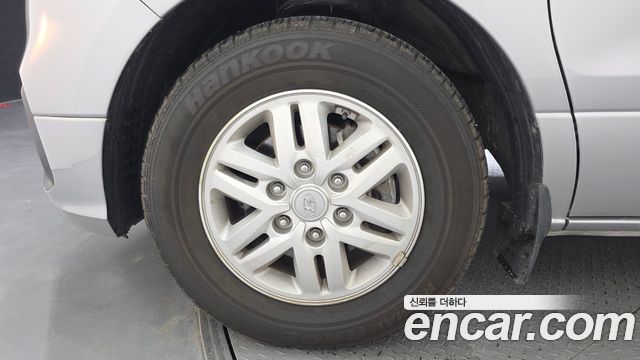 Hyundai Grand Starex Van 5-Seater Modern 2019 — фото 5