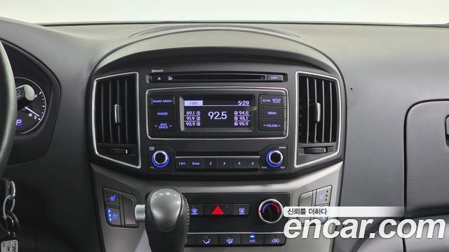 Hyundai Grand Starex Van 5-Seater Modern 2019 — фото 15