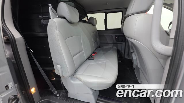 Hyundai Grand Starex Van 5-Seater Modern 2019 — фото 19