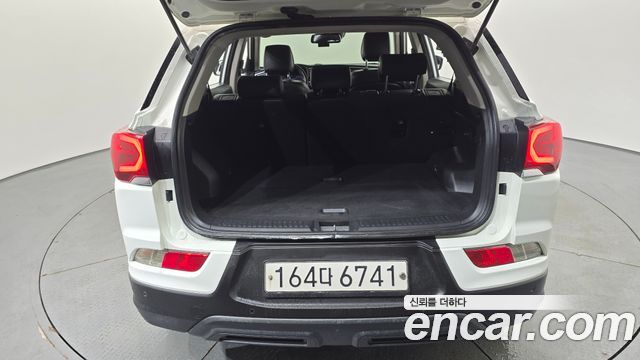 KG Mobility (SsangYong) Beautiful Korando Gasoline 1.5 2WD C5 Plus 2021 — фото 16