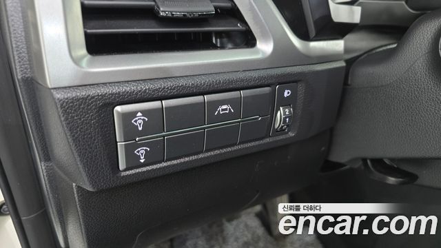 KG Mobility (SsangYong) Beautiful Korando Gasoline 1.5 2WD C5 Plus 2021 — фото 27