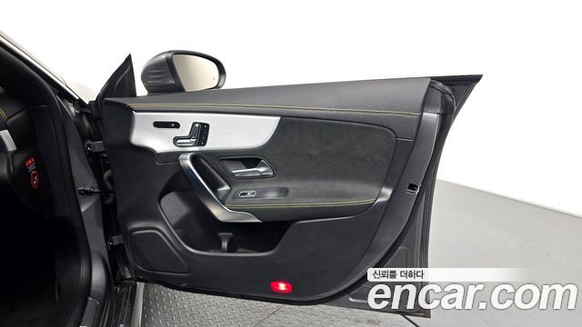 Mercedes-Benz CLA-Class (C118) AMG CLA 45 S 4MATIC+ 2021 — фото 24