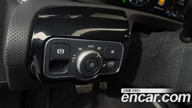 Mercedes-Benz CLA-Class (C118) AMG CLA 45 S 4MATIC+ 2021 — фото 27