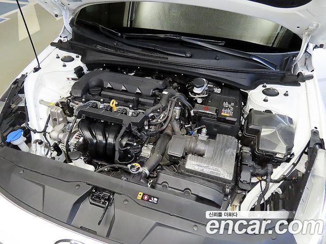 Hyundai Avante (CN7) 1.6 Modern 2023 — фото 23