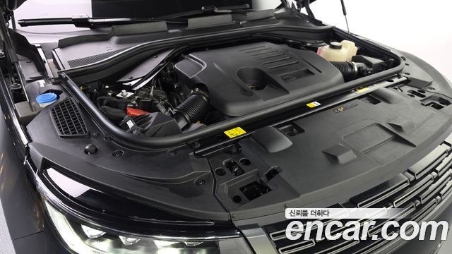Land Rover Range Rover Sport (III) P550E Dynamic HSE 2025 — фото 6