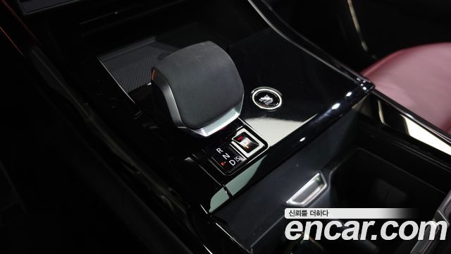 Land Rover Range Rover Sport (III) P550E Dynamic HSE 2025 — фото 9