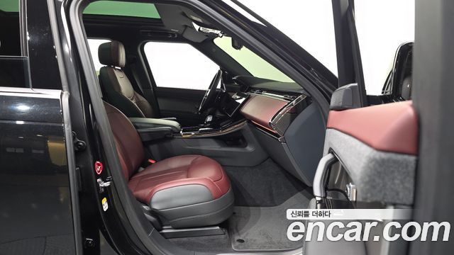 Land Rover Range Rover Sport (III) P550E Dynamic HSE 2025 — фото 15