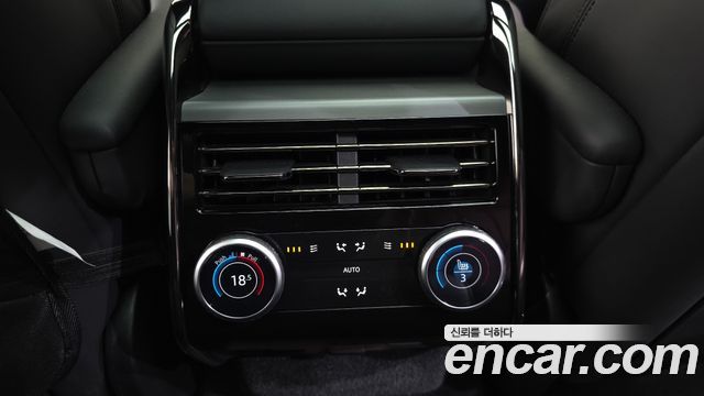 Land Rover Range Rover Sport (III) P550E Dynamic HSE 2025 — фото 22