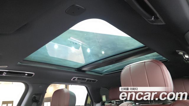 Land Rover Range Rover Sport (III) P550E Dynamic HSE 2025 — фото 23
