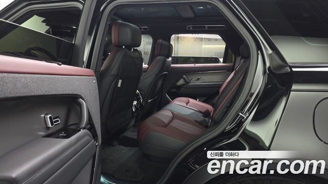 Land Rover Range Rover Sport (III) P550E Dynamic HSE 2025 — фото 32