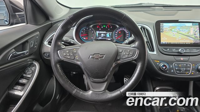 Chevrolet Malibu 2.0 Turbo LTZ Premium 2017 — фото 13