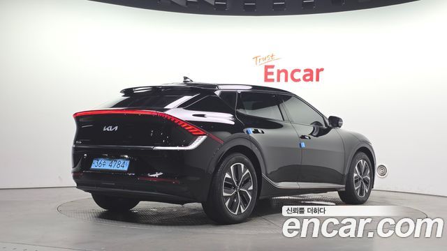 Kia EV6 Long Range Earth 2023 — фото 2