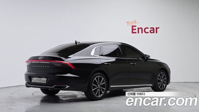 Hyundai Grandeur (IG) 2.5 Premium Choice 2021 — фото 2