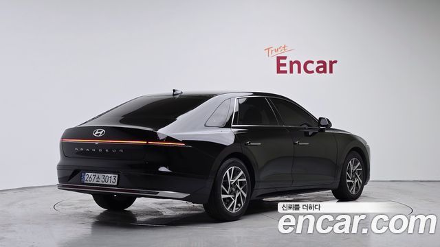 Hyundai Grandeur (GN7) 2,5 Gasoline 2WD Exclusive 2023 — фото 2