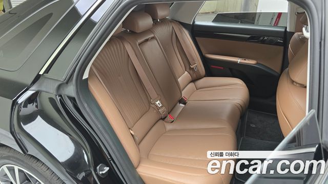 Hyundai Grandeur (GN7) 2,5 Gasoline 2WD Exclusive 2023 — фото 12