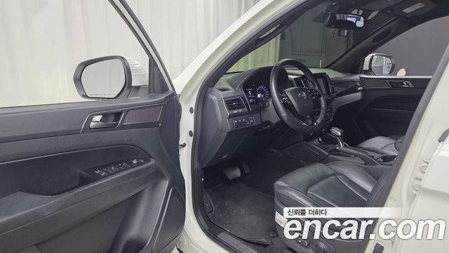 KG Mobility (SsangYong) Rexton Sports Khan Diesel 2.2 2WD Prestige 2021 — фото 10